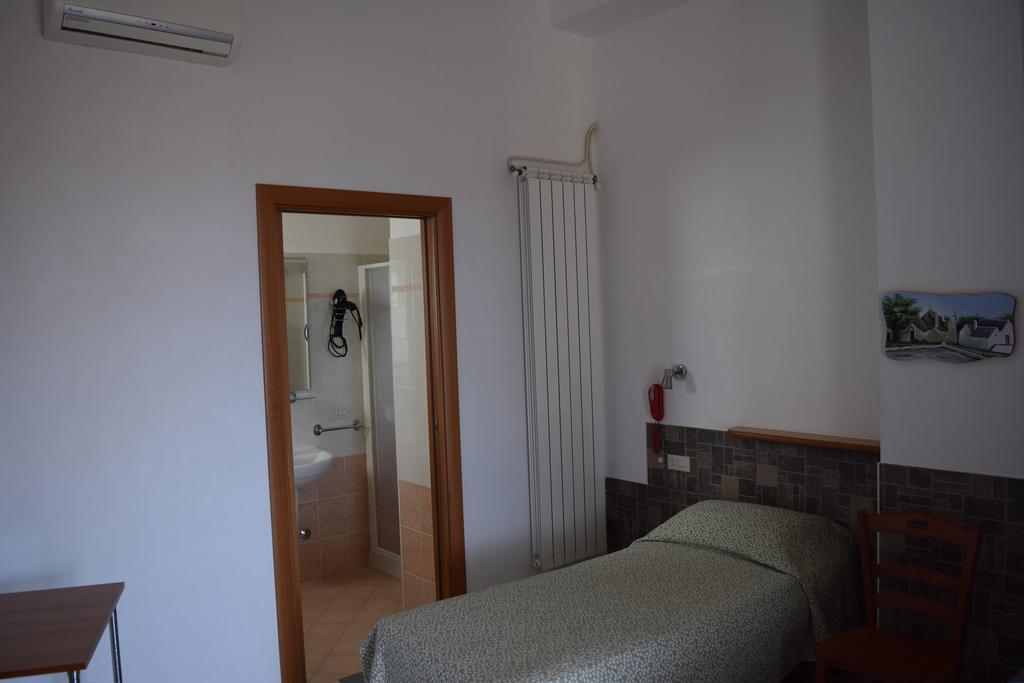 לוקורוטונדו Bed & Breakfast La Collinetta חדר תמונה