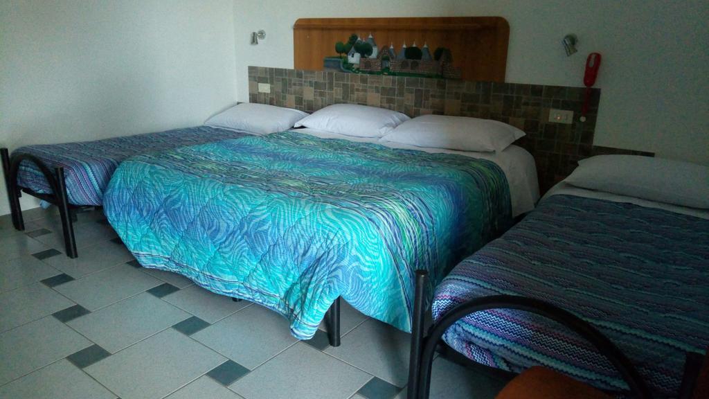 לוקורוטונדו Bed & Breakfast La Collinetta מראה חיצוני תמונה